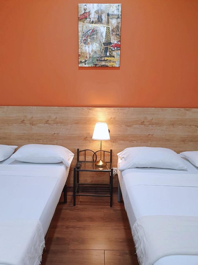 Apartamentos Fuencarral 马德里 外观 照片